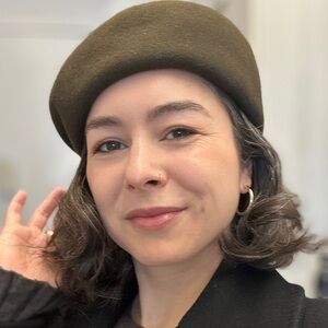 Meet your Posher, Vanessa